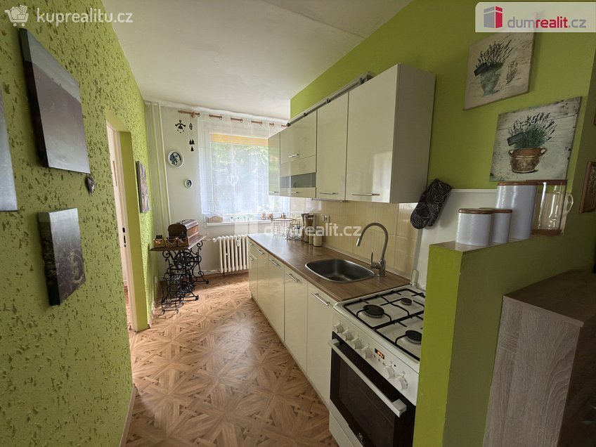 Pronájem bytu - pokoj 12 m^2 Karla IV., Ústí nad Labem 