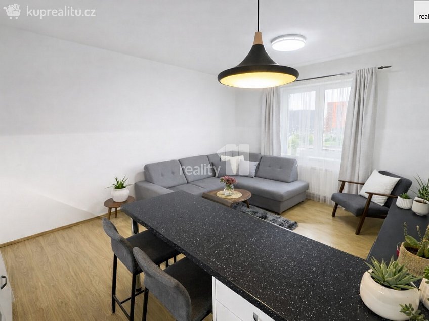Pronájem bytu 2+kk 49 m^2 V závětří, Praha 7 