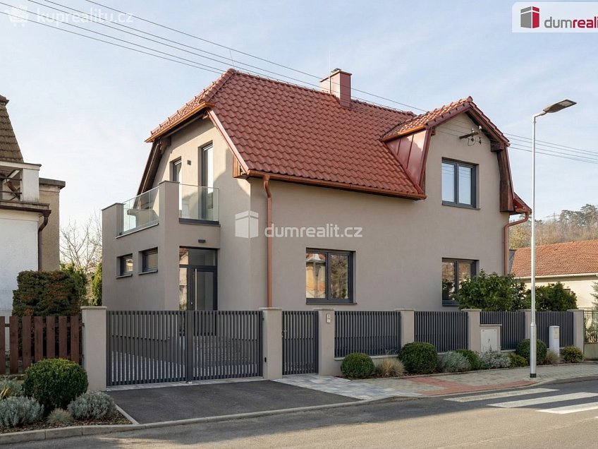 Prodej  rodinného domu 120 m^2 Vltavská, Nelahozeves 