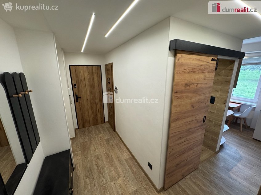 Pronájem bytu 2+1 52 m^2 Hlavní, Uherský Brod 