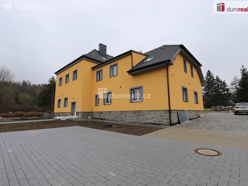 Pronájem bytu 2+1 54 m^2 Přimda, Přimda 