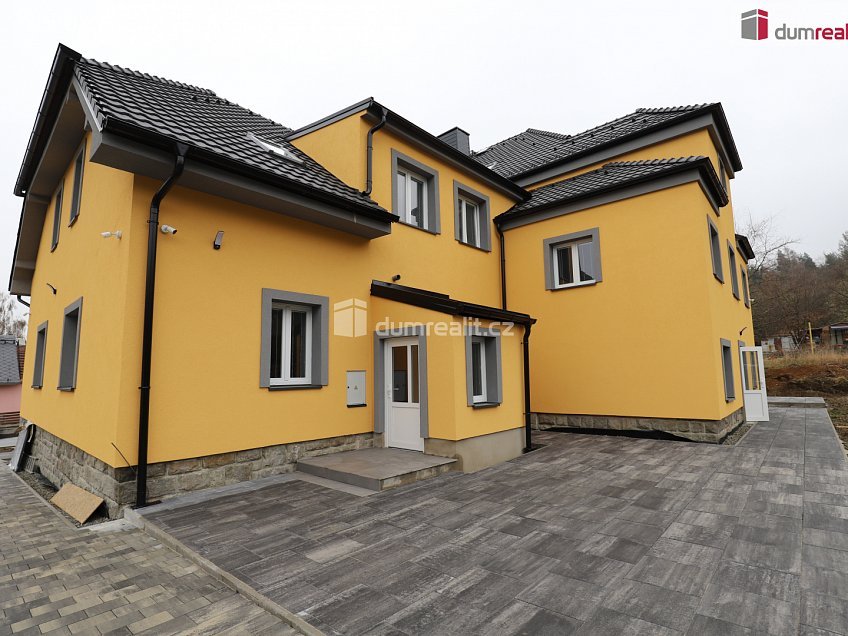 Pronájem bytu 2+1 54 m^2 Přimda, Přimda 