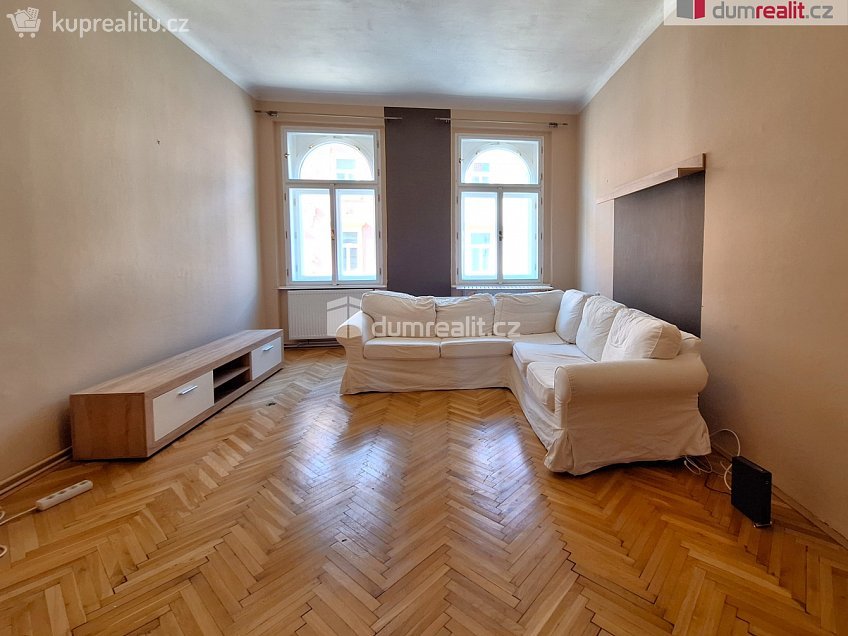 Pronájem bytu 3+kk 64 m^2 Kamenická, Praha 7 