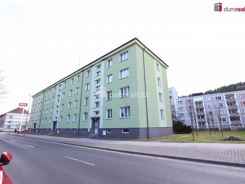 Pronájem bytu 1+kk 23 m^2 Pohraniční stráže, Kraslice 