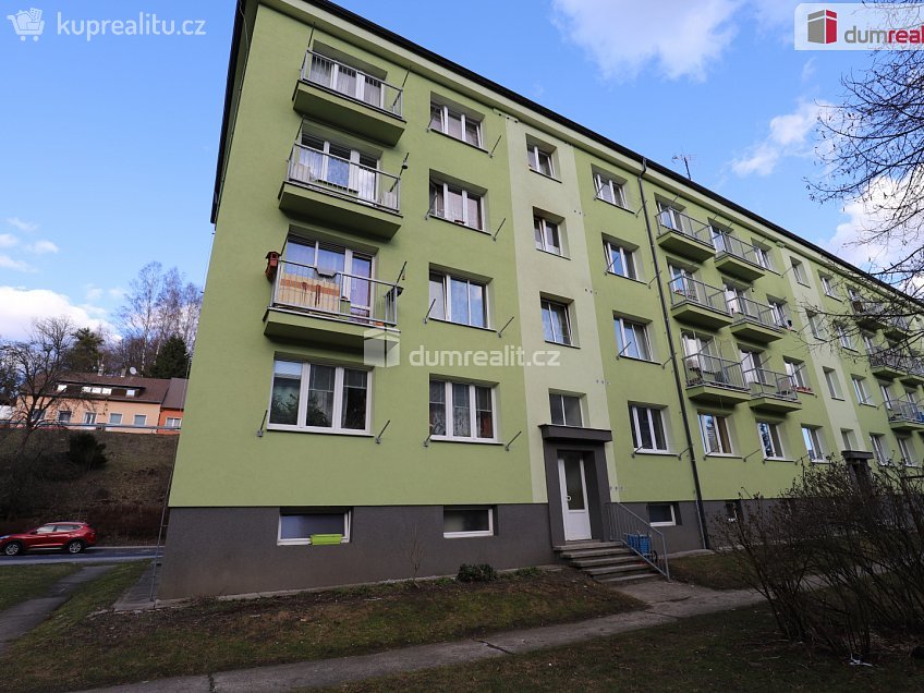Pronájem bytu 1+kk 23 m^2 Pohraniční stráže, Kraslice 