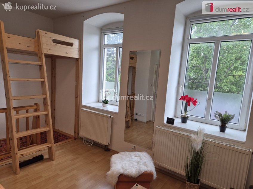 Prodej bytu 2+kk 43 m^2 Anenská, Liberec 