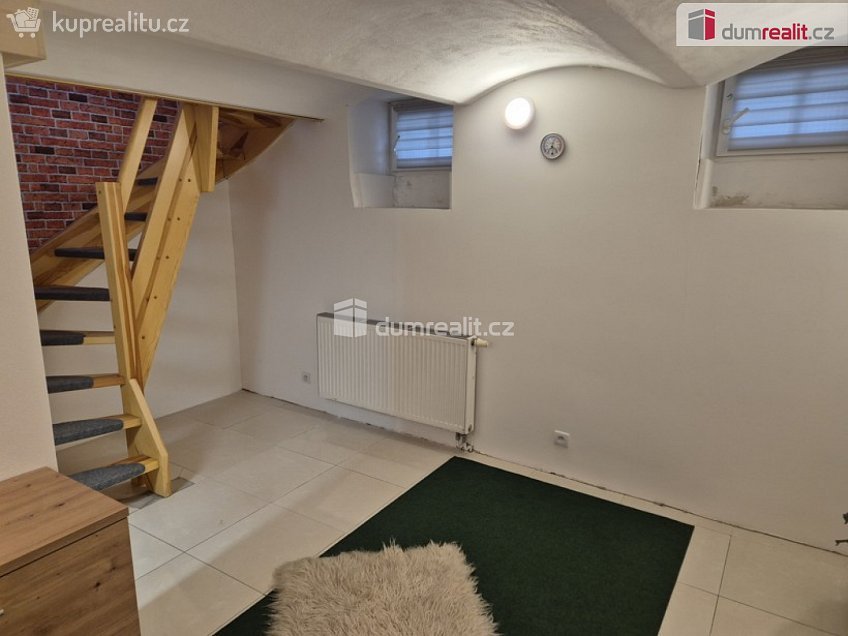 Prodej bytu 2+kk 43 m^2 Anenská, Liberec 