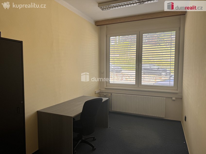 Pronájem  kanceláře 13 m^2 Zlatá stezka, Prachatice 