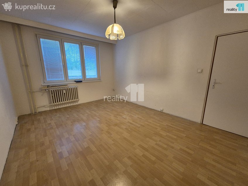 Pronájem bytu 2+1 55 m^2 Karlova, Aš 