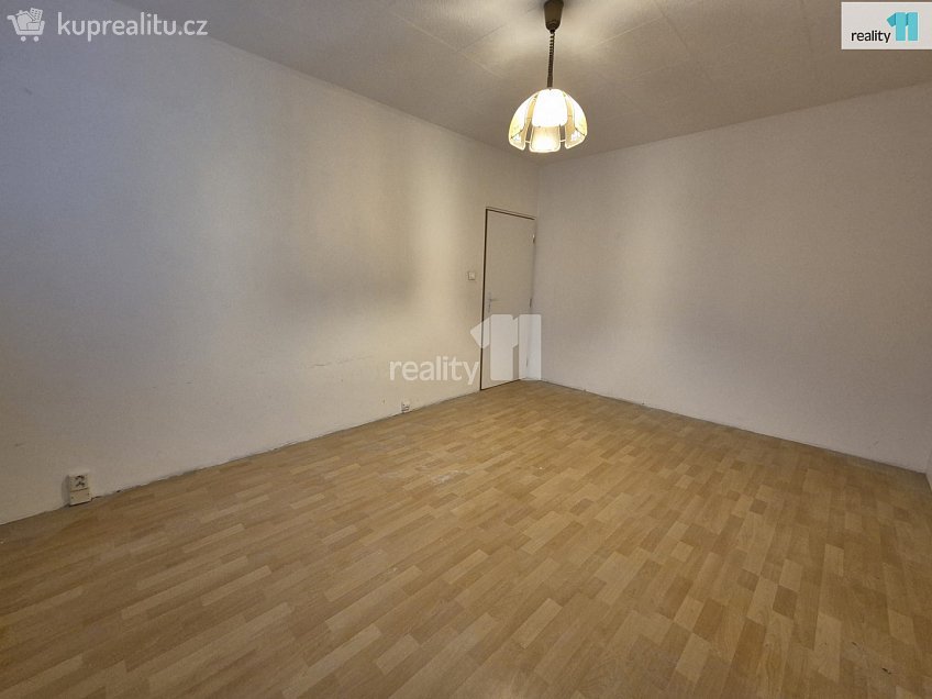Pronájem bytu 2+1 55 m^2 Karlova, Aš 