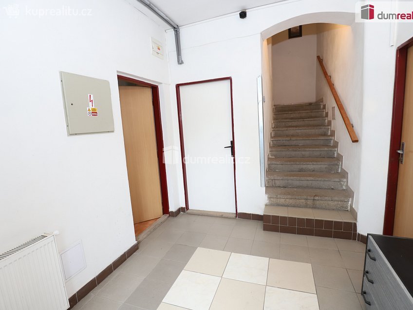 Pronájem bytu 1+kk 58 m^2 Karlovy Vary, Karlovy Vary 