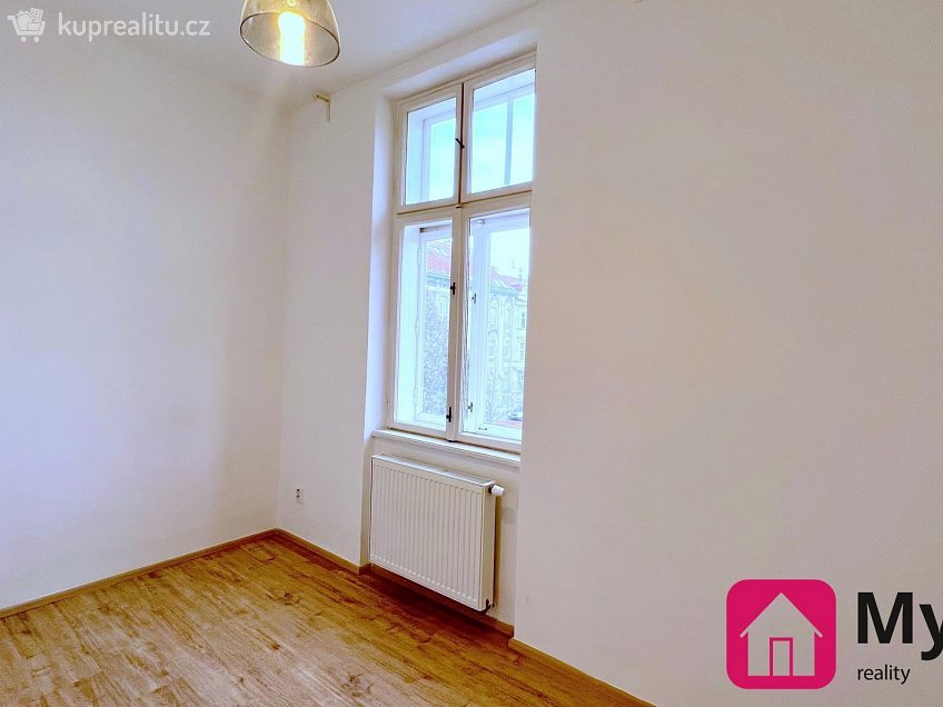 Pronájem bytu 2+kk 40 m^2 Lužická, Znojmo 