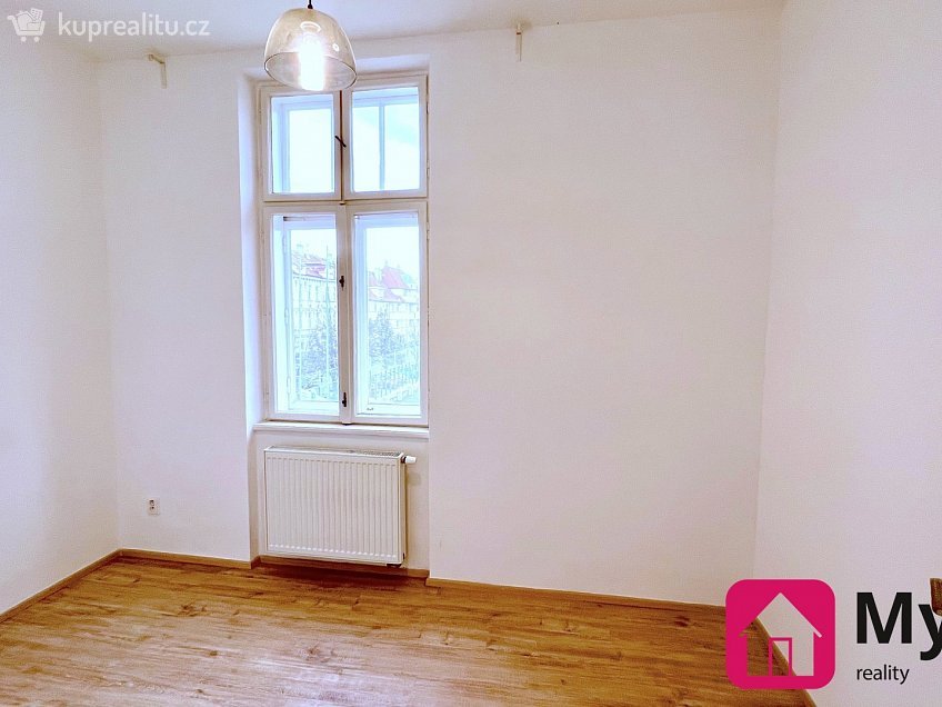 Pronájem bytu 2+kk 40 m^2 Lužická, Znojmo 