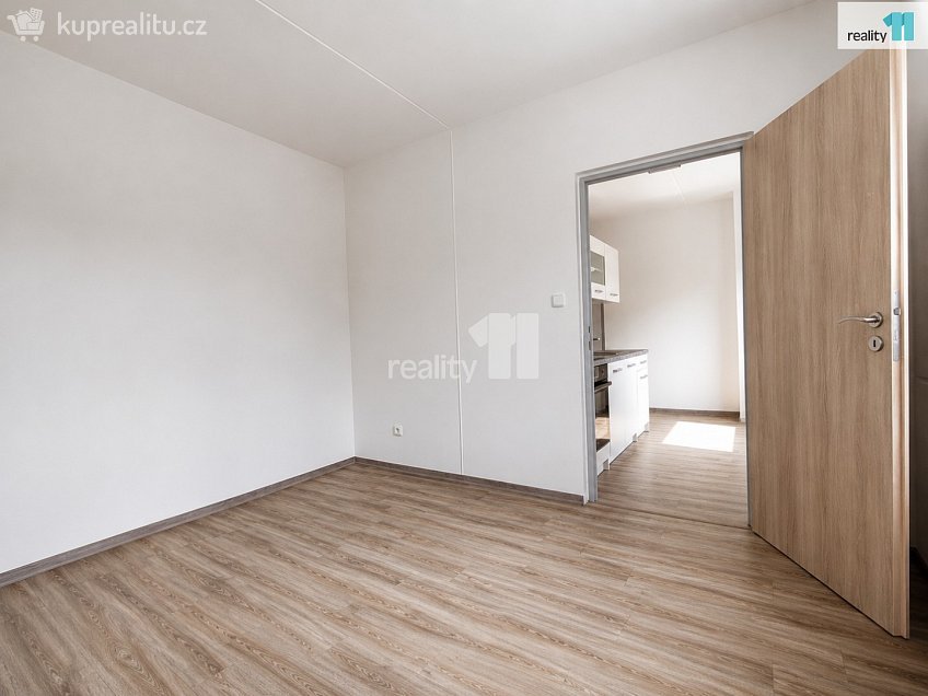 Pronájem bytu 2+1 46 m^2 Lnářská, Trutnov 
