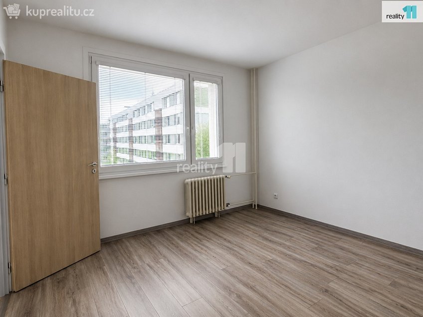 Pronájem bytu 2+1 46 m^2 Lnářská, Trutnov 