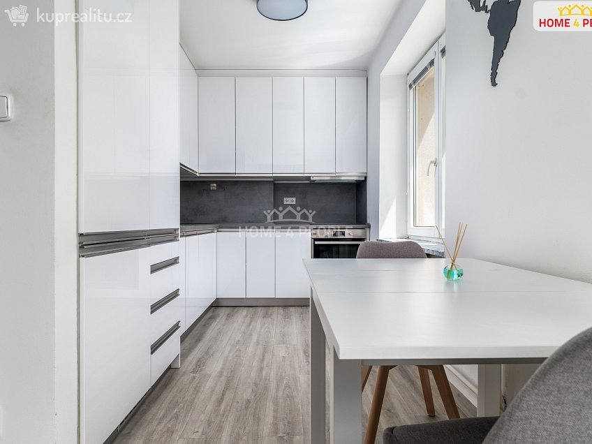 Pronájem bytu 2+kk 50 m^2 Sídliště, Lysá nad Labem 