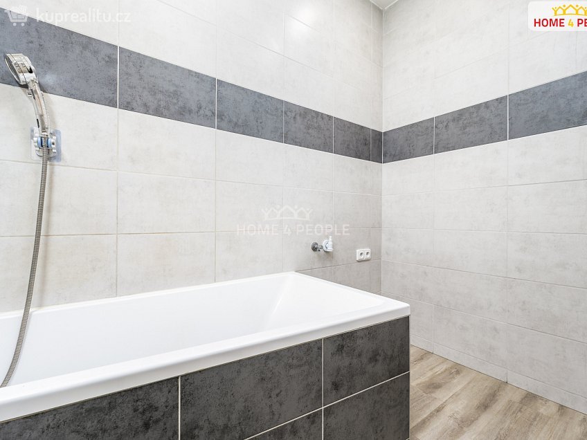 Pronájem bytu 2+kk 50 m^2 Sídliště, Lysá nad Labem 