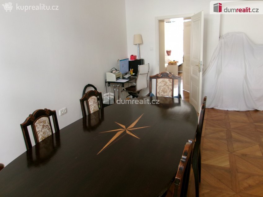Prodej bytu 4+kk 150 m^2 Škrétova, Praha 2 