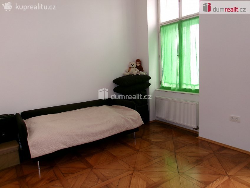Prodej bytu 4+kk 150 m^2 Škrétova, Praha 2 