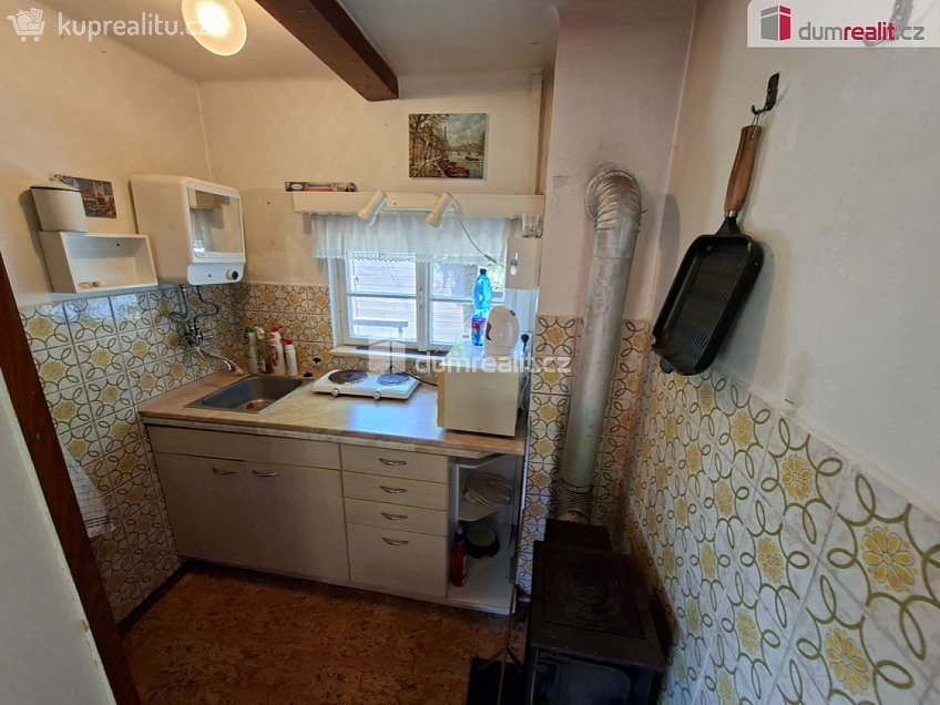 Prodej  chaty 95 m^2 Černé Voděrady, Černé Voděrady 