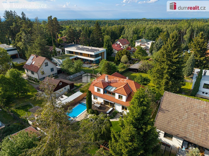 Prodej  vily 300 m^2 Jedlová, Říčany 