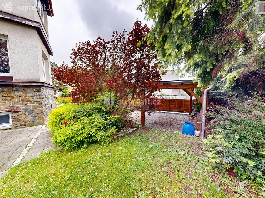 Prodej  rodinného domu 270 m^2 Hobzíkova, Opava 
