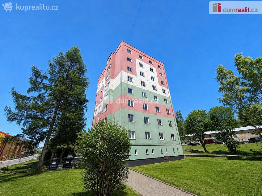 Prodej bytu 3+1 60 m^2 Sídliště, Rotava 