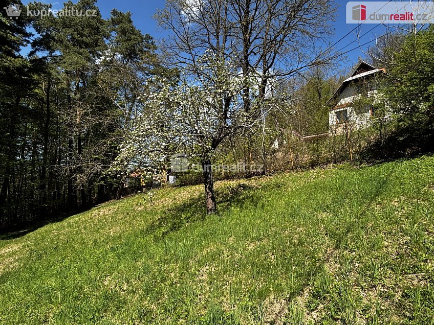 Prodej  stavebního pozemku 1153 m^2 Lužné, Luhačovice 