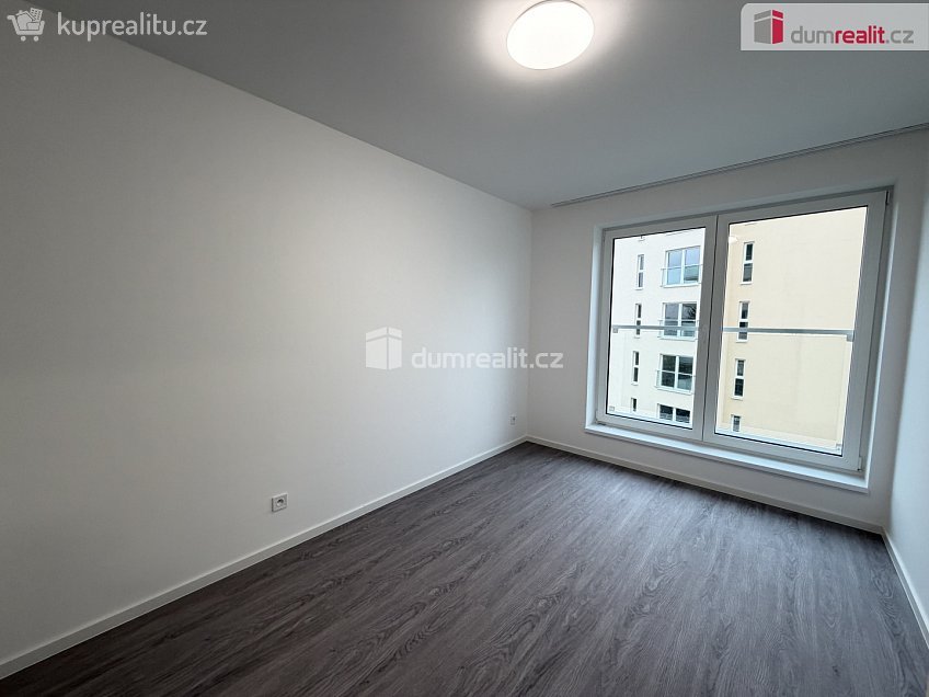 Pronájem bytu 2+kk 48 m^2 Rolavská, Karlovy Vary 