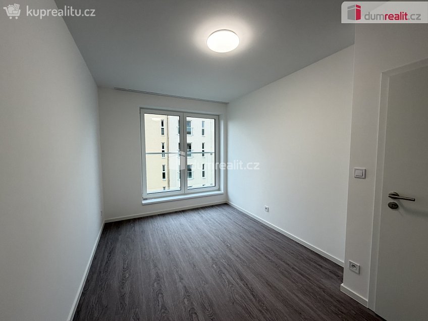 Pronájem bytu 2+kk 48 m^2 Rolavská, Karlovy Vary 