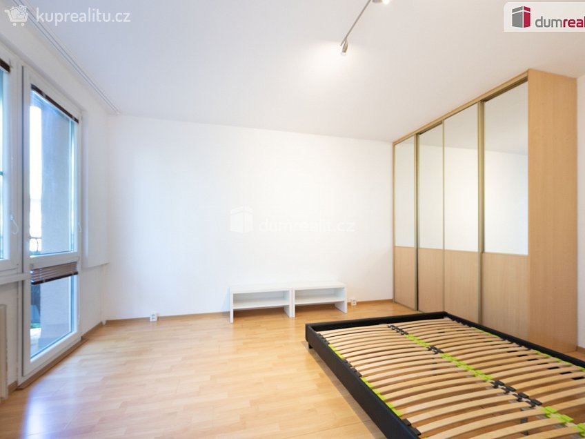 Pronájem bytu 1+1 38 m^2 J. Plachty, České Budějovice 