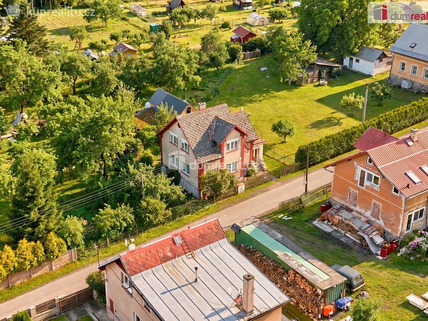 Prodej  rodinného domu 120 m^2 Plesná, Plesná 