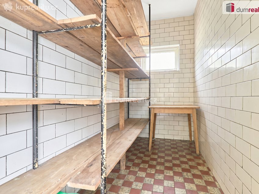 Prodej  rodinného domu 120 m^2 Plesná, Plesná 