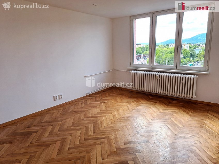 Pronájem bytu 2+1 55 m^2 Duchcovská, Teplice 