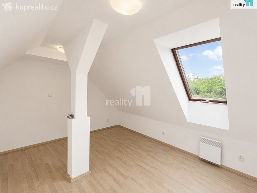 Prodej bytu 3+kk 72 m^2 Českobrodská, Praha 9 