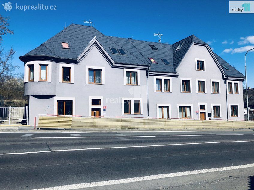Prodej bytu 3+kk 72 m^2 Českobrodská, Praha 9 