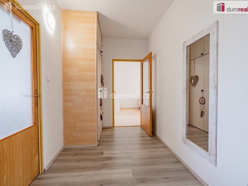 Pronájem bytu 3+1 78 m^2 Sídliště Plešivec, Český Krumlov 