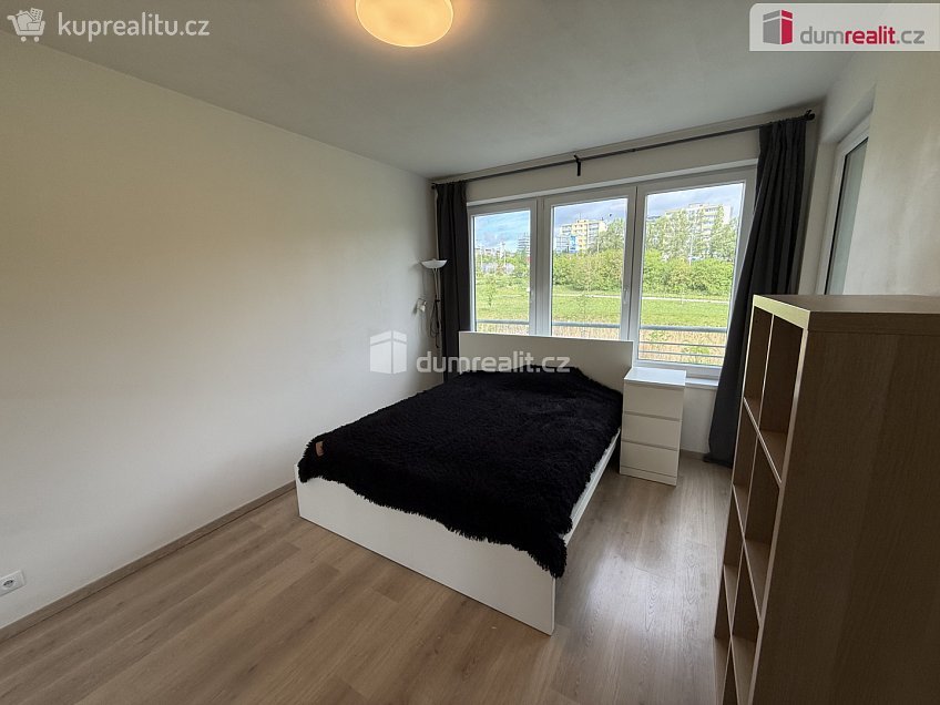 Prodej bytu 3+kk 73 m^2 Toufarova, Praha-Řeporyje 