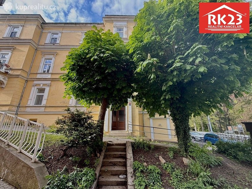 Pronájem bytu 3+kk 101 m^2 Hlavní třída 225, Mariánské Lázně 