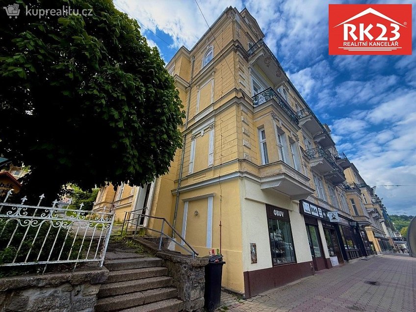 Pronájem bytu 3+kk 101 m^2 Hlavní třída 225, Mariánské Lázně 