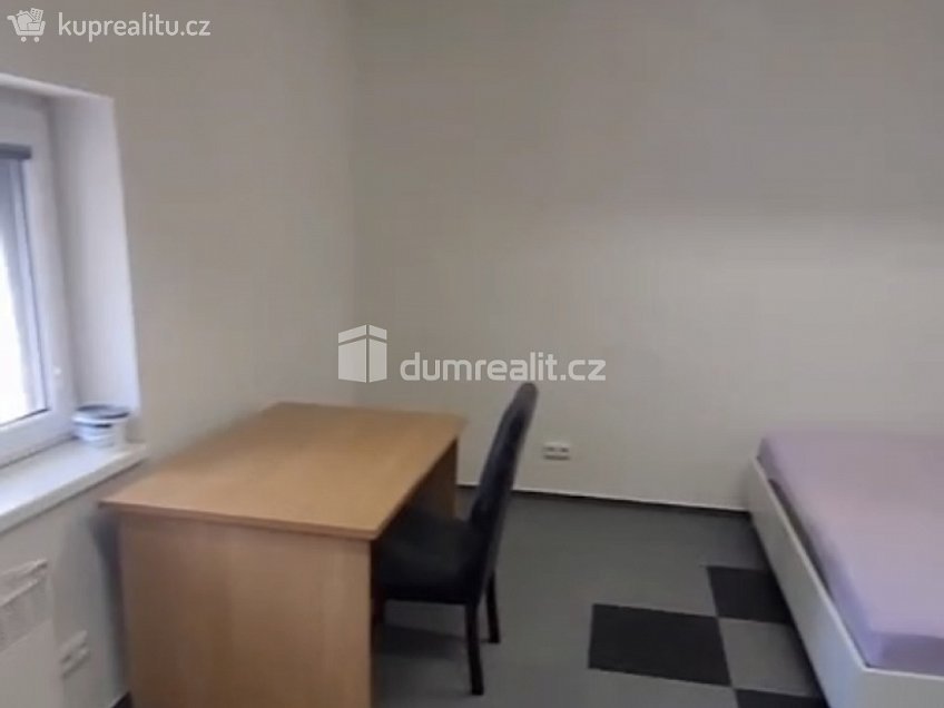 Pronájem bytu - pokoj 16 m^2 Pilská, Praha 14 