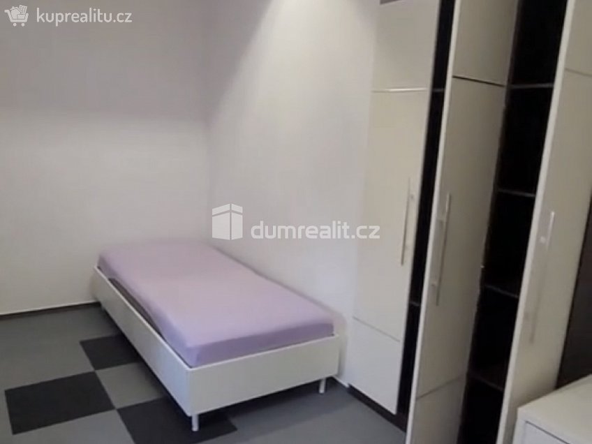 Pronájem bytu - pokoj 16 m^2 Pilská, Praha 14 