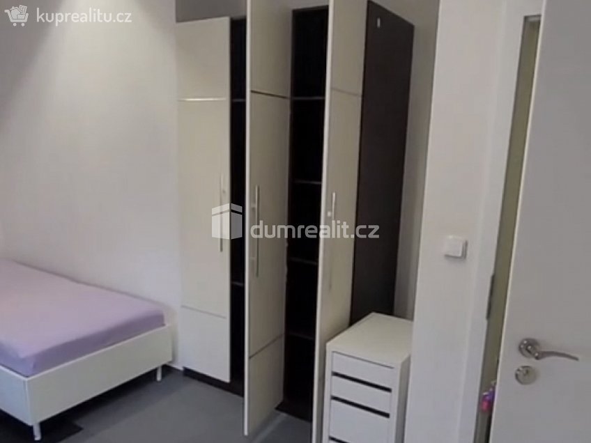 Pronájem bytu - pokoj 16 m^2 Pilská, Praha 14 