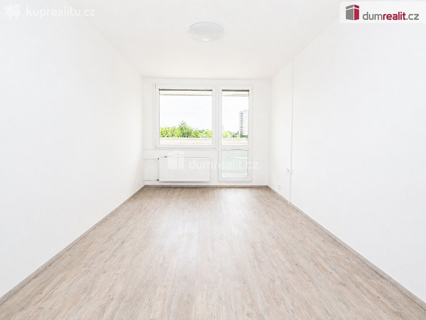 Pronájem bytu 2+kk 48 m^2 Nad lesním divadlem, Praha 4 