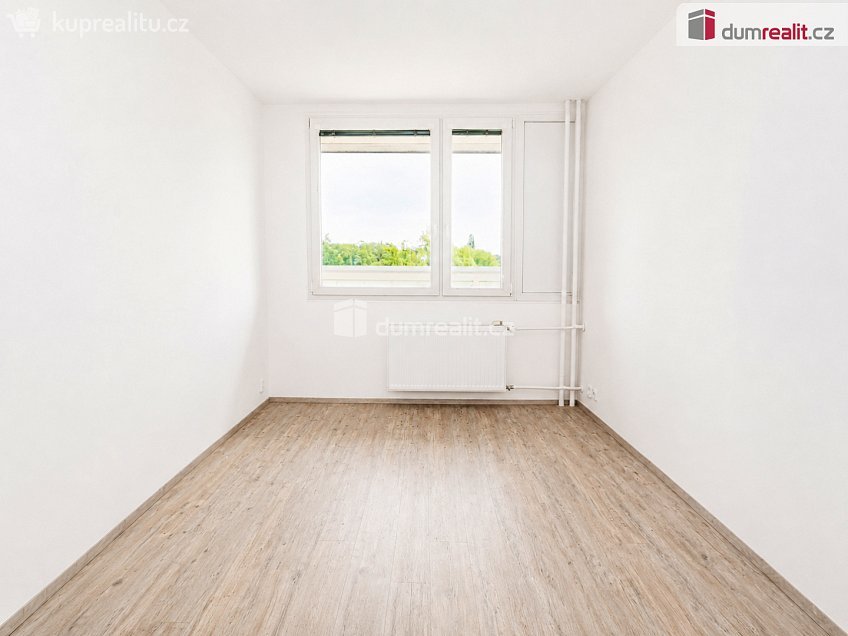 Pronájem bytu 2+kk 48 m^2 Nad lesním divadlem, Praha 4 