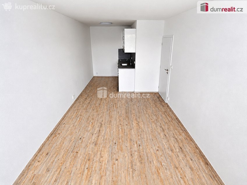 Pronájem bytu 2+kk 48 m^2 Nad lesním divadlem, Praha 4 