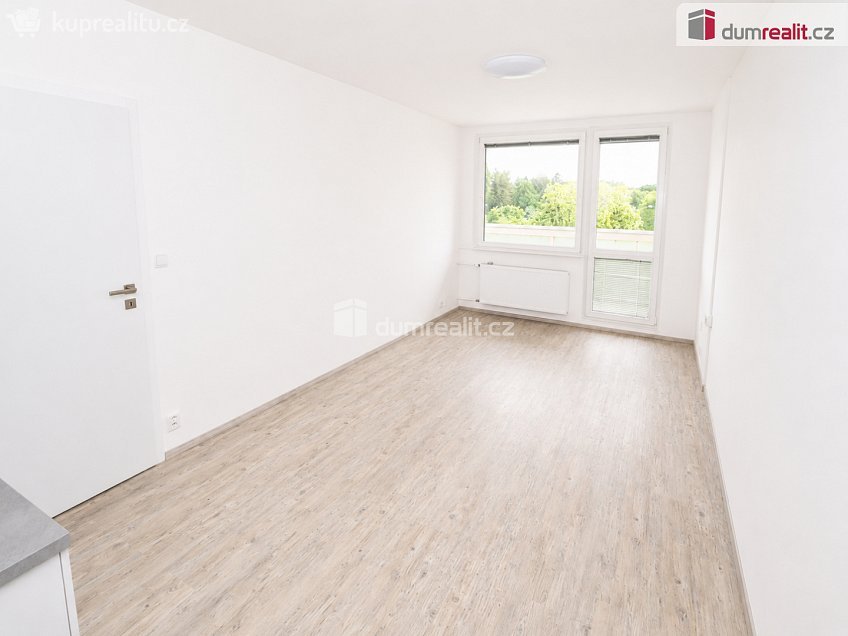 Pronájem bytu 2+kk 48 m^2 Nad lesním divadlem, Praha 4 