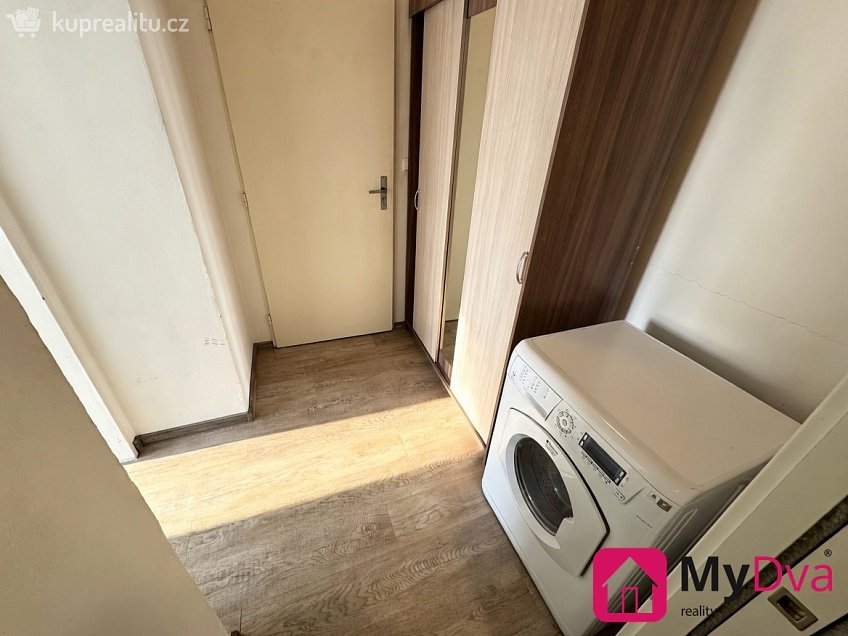 Pronájem bytu 1+kk 25 m^2 Rooseveltova, Znojmo 