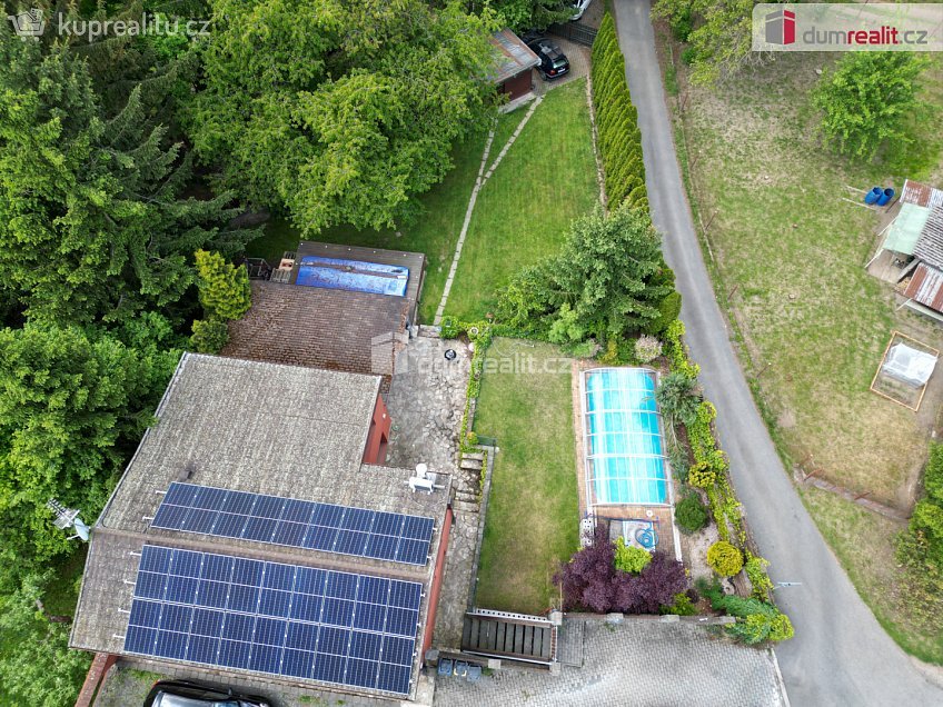 Prodej  rodinného domu 160 m^2 Strmá, Říčany 