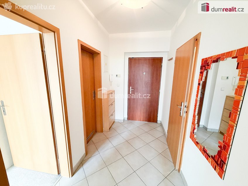 Prodej bytu 2+kk 54 m^2 Eberlova, Praha 13 